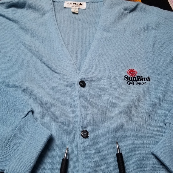 Cardigan - Picture 2 of 5